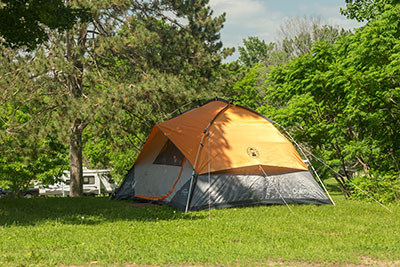 Wooded campsites at Northern Lights Campground, Devil's Lake State Park