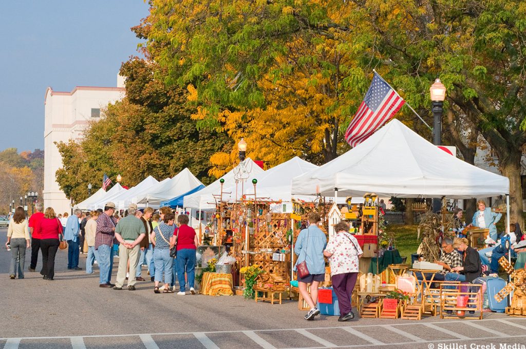 Downtown Baraboo Fall Fair On The Square