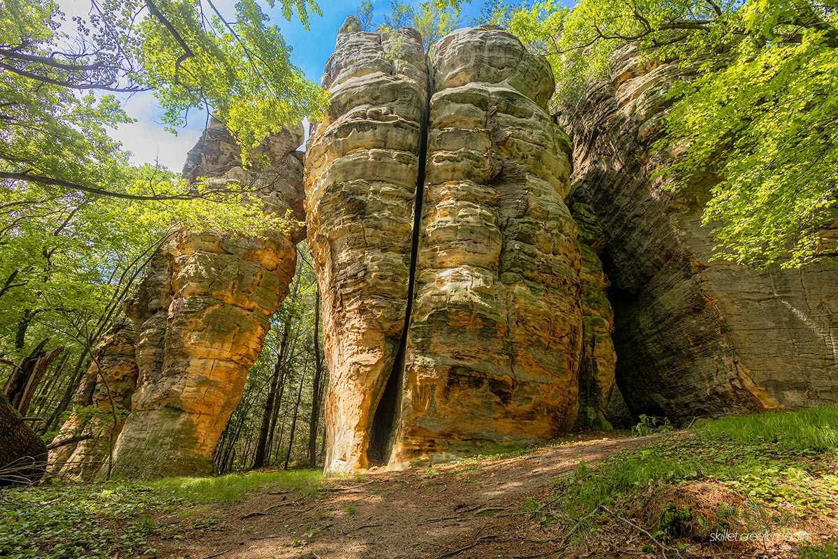 Mill Bluff State Park